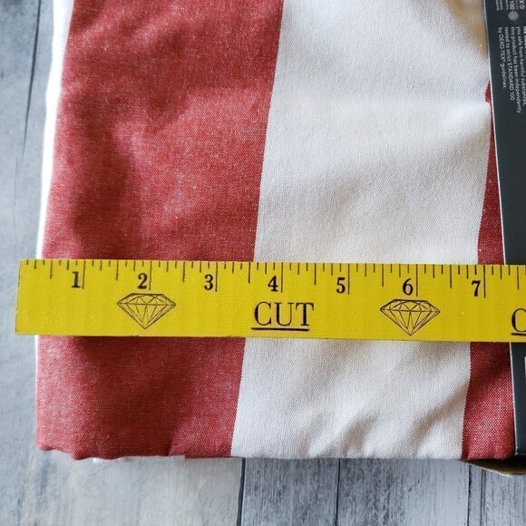 NWT - Large Red and White Stripe 100% cotton Round Tablecloth 70" - Picture 5 of 5